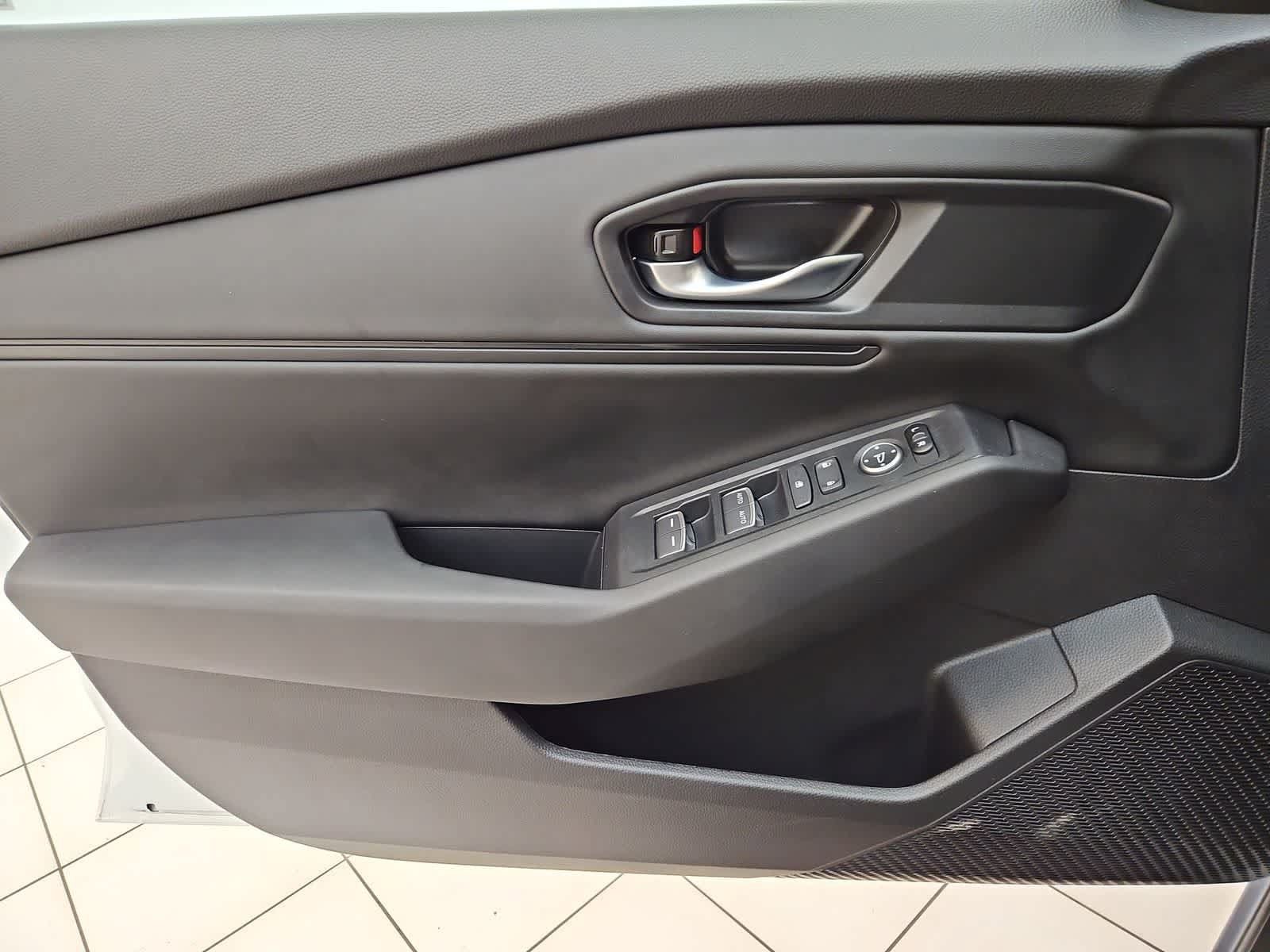 Certified 2025 Honda Accord SE image 16