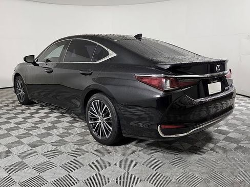 Used 2022 Lexus ES 300h w/ Premium Package image 7