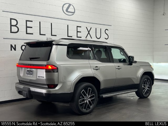 Used 2026 Lexus GX 550 w/ Accessory Package (2T) AWD/4WD image 4