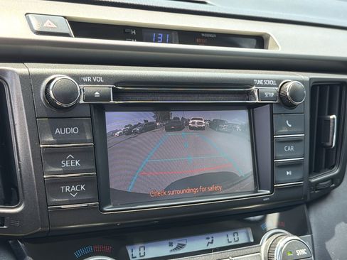 Used 2013 Toyota RAV4 XLE AWD/4WD image 20