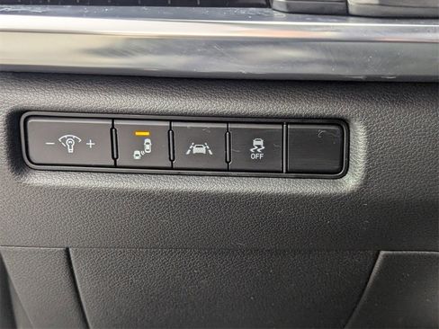 Used 2022 Kia Telluride LX image 13