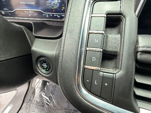 Used 2024 Chevrolet Tahoe LT AWD/4WD image 17