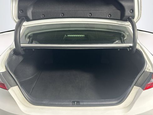 Used 2023 Toyota Camry LE image 28