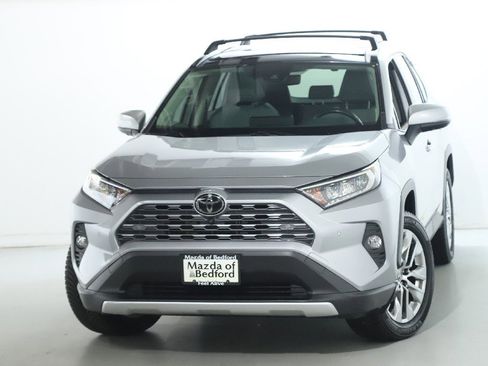 Used 2021 Toyota RAV4 Limited image 2