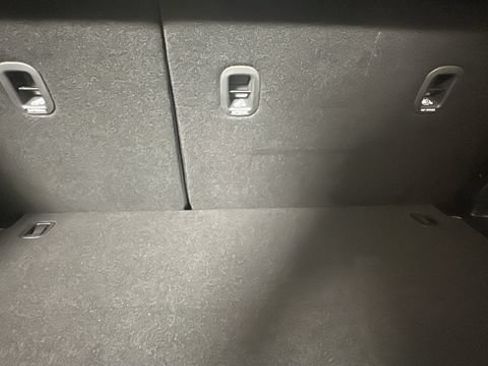 Used 2025 Hyundai Venue SEL FWD image 26
