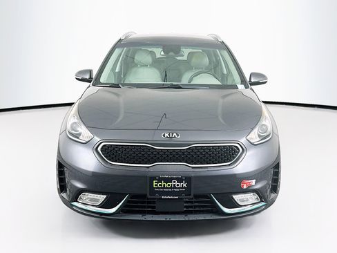 Used 2018 Kia Niro EX image 2