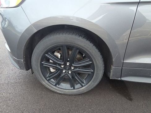 Used 2022 Ford Edge ST-Line w/ Class II Trailer Tow Package image 17