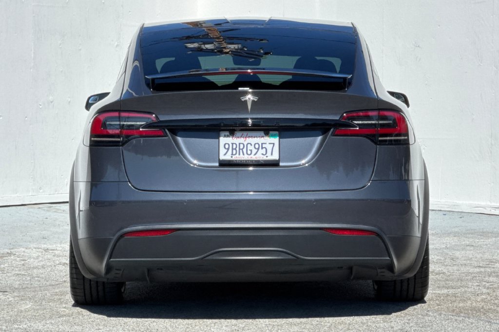 Used 2022 Tesla Model X AWD/4WD image 4
