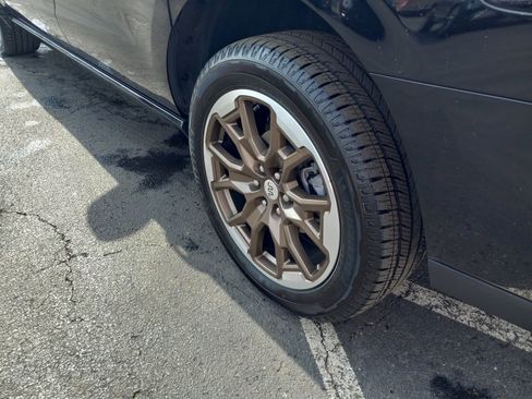 Used 2025 Ford Expedition Max King Ranch image 10