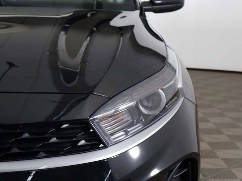 Used 2023 Kia Forte LXS image 12