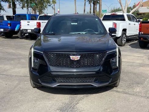 Used 2024 Cadillac XT4 Sport image 3