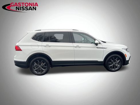 Used 2024 Volkswagen Tiguan SE image 21
