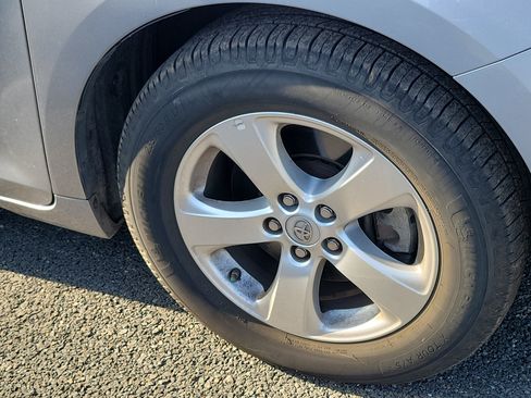 Used 2017 Toyota Sienna LE FWD image 4