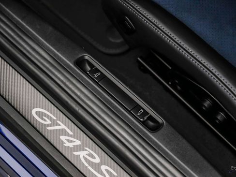 Used 2025 Porsche 718 Cayman GT4 RS image 51