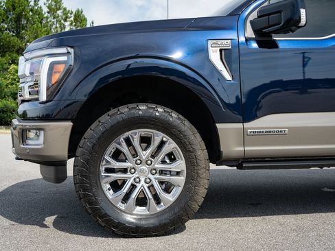Used 2025 Ford F150 King Ranch w/ FX4 Off-Road Package AWD/4WD image 11