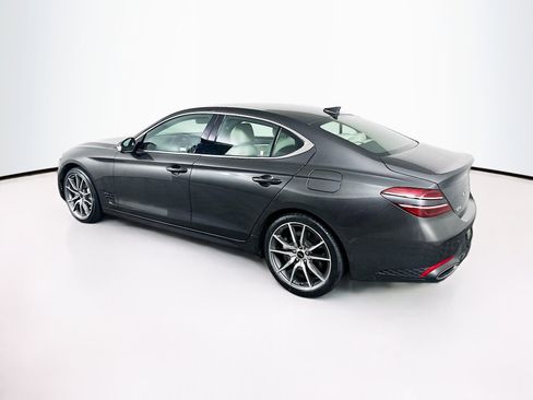 Used 2025 Genesis G70 2.5T image 5