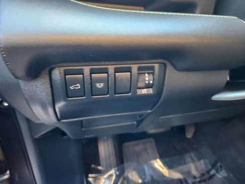 Used 2024 Subaru Ascent Onyx Edition image 23