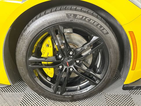 Used 2016 Chevrolet Corvette Stingray Coupe w/ 2LT Preferred Equipment Group RWD image 27