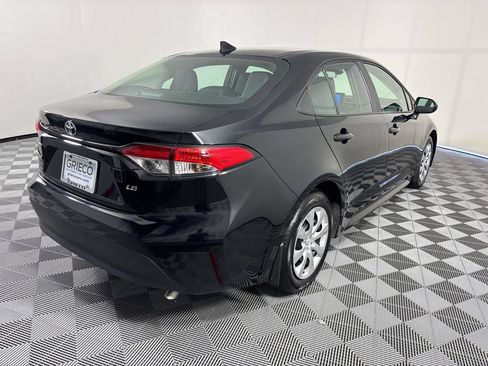 Used 2025 Toyota Corolla LE FWD image 8