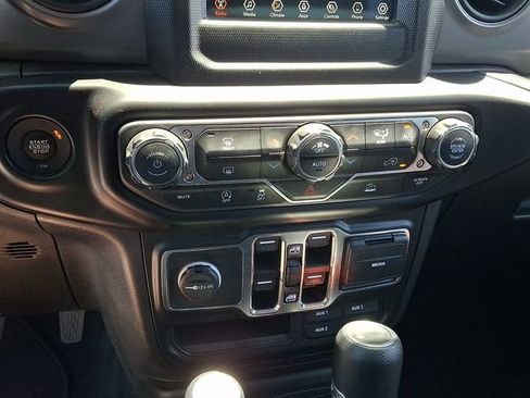 Certified 2022 Jeep Wrangler Unlimited Sport AWD/4WD image 16