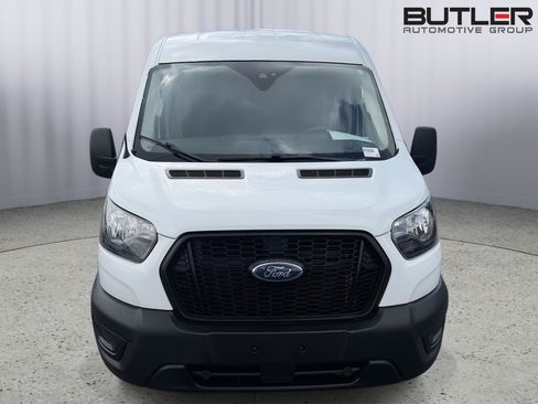 Used 2023 Ford Transit 250 Medium Roof AWD image 7
