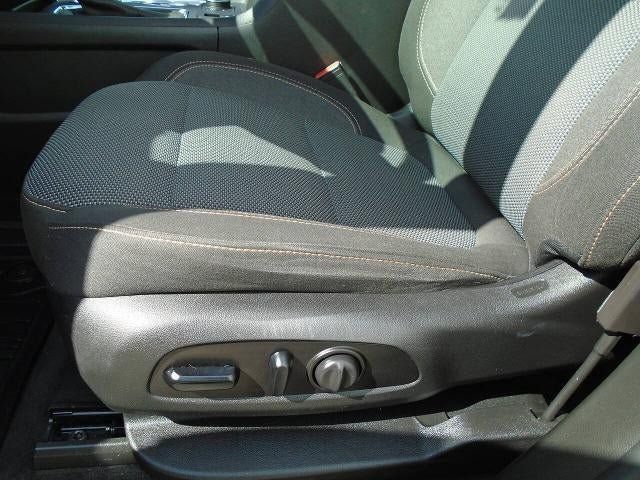 Used 2020 Chevrolet Traverse LT w/ Driver Confidence II Package AWD/4WD image 18