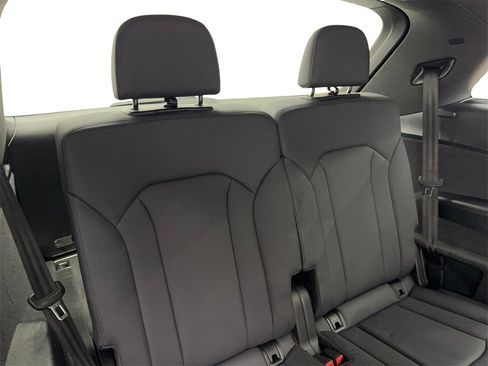 Used 2021 Audi Q7 2.0T Premium w/ Convenience Package image 42