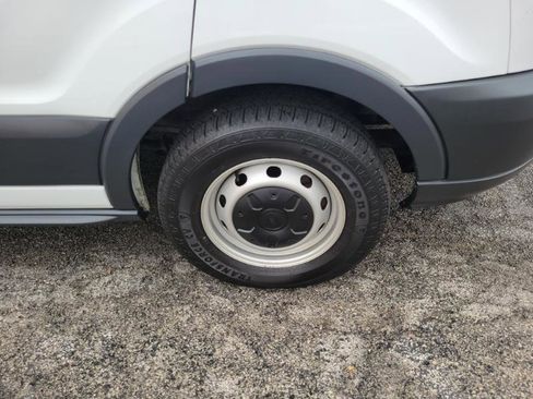 Used 2016 Ford Transit 150 XL image 43