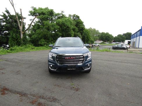 Used 2024 GMC Terrain SLT AWD/4WD image 45