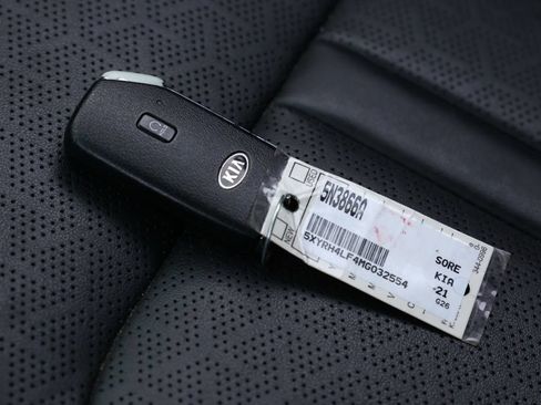 Used 2021 Kia Sorento EX FWD image 31