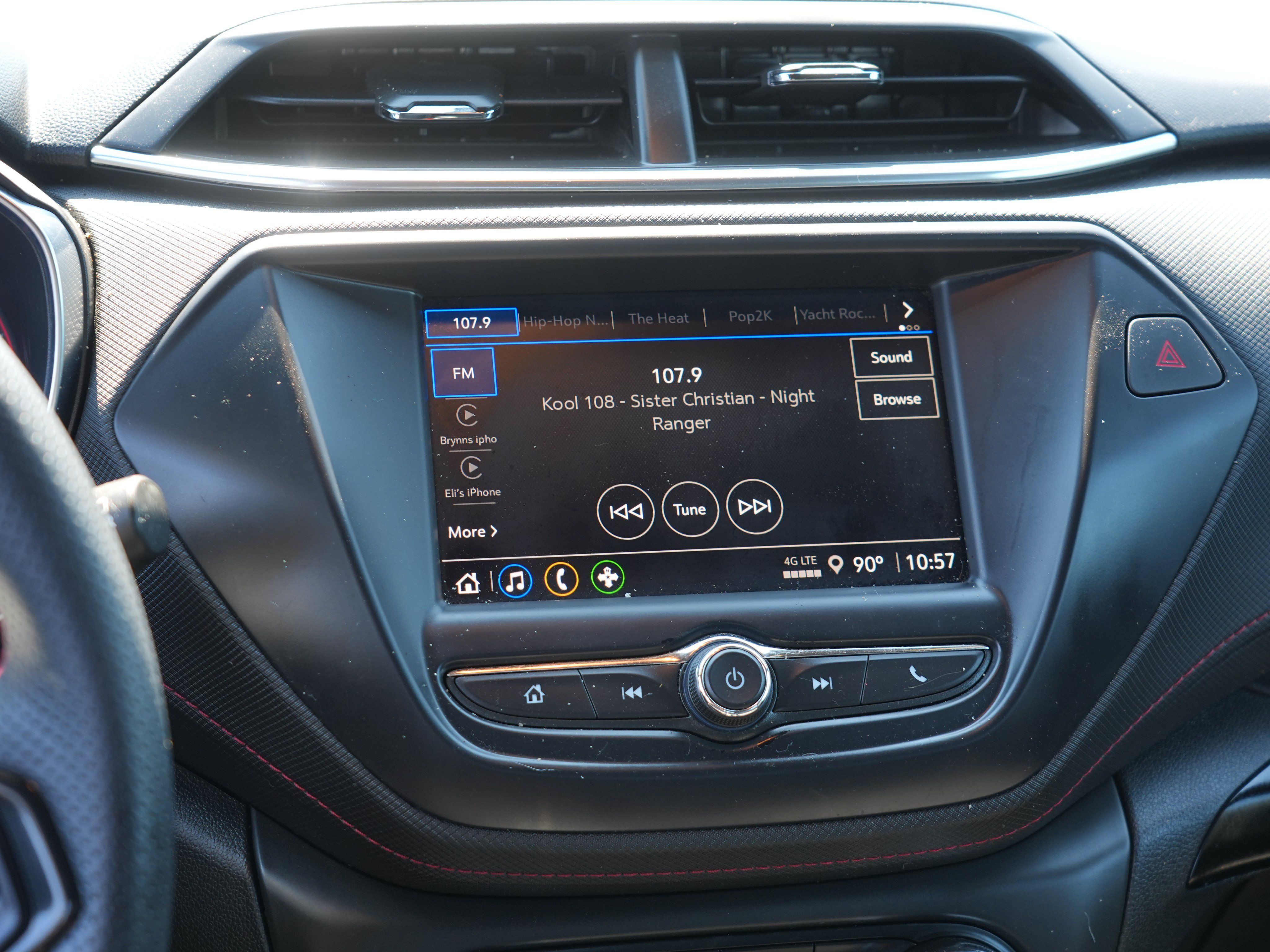 Used 2022 Chevrolet TrailBlazer RS AWD/4WD image 22