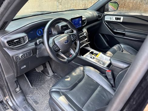 Used 2022 Ford Explorer ST w/ Equipment Group 401A AWD/4WD image 17