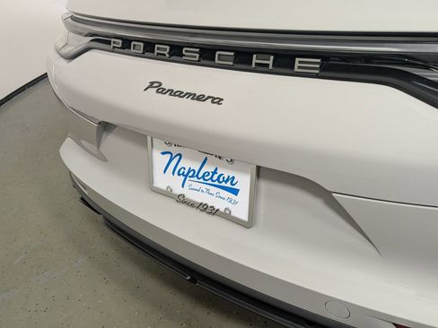 Used 2023 Porsche Panamera Platinum Edition RWD image 9
