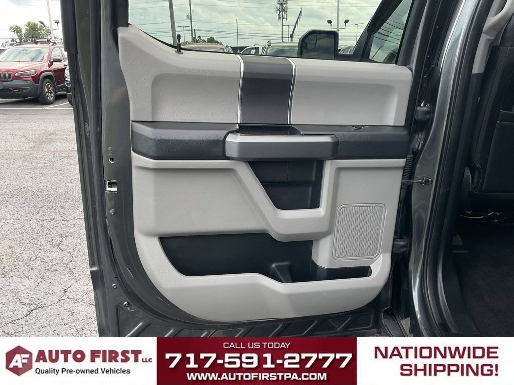 Used 2017 Ford F150 XLT AWD/4WD image 12
