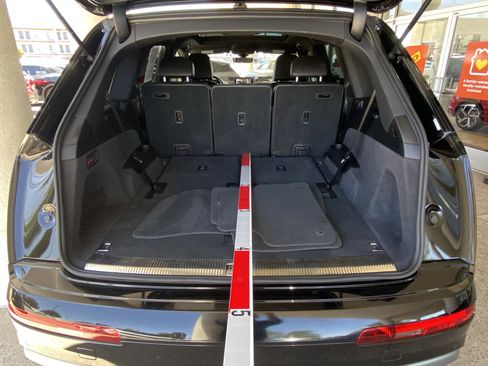 Used 2019 Audi Q7 3.0T Premium Plus w/ Premium Plus Package AWD/4WD image 20