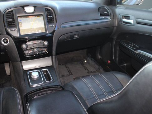 Used 2016 Chrysler 300 S image 27