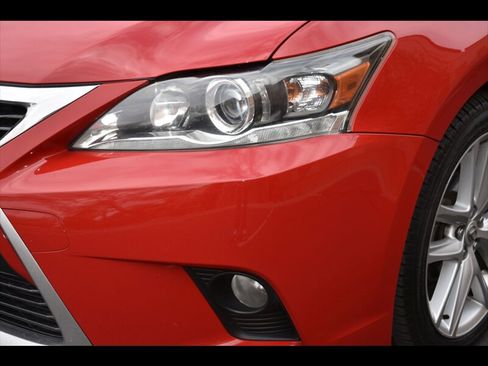 Used 2014 Lexus CT 200h image 46