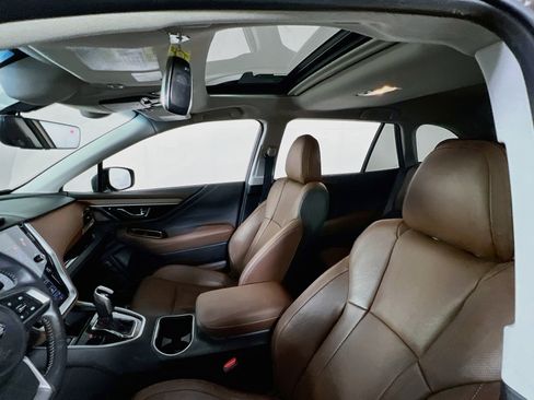 Used 2022 Subaru Outback Touring AWD/4WD image 22