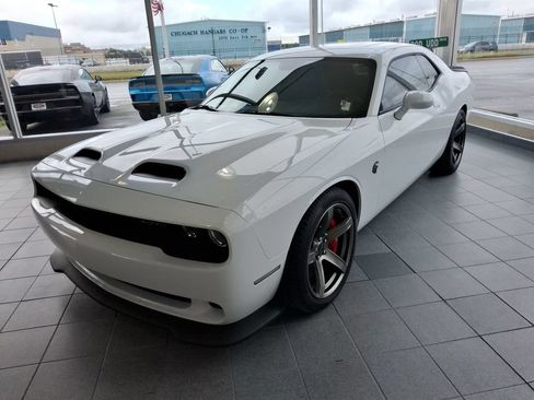 Used 2022 Dodge Challenger SRT Hellcat Redeye RWD image 4