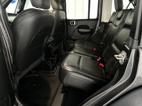 Used 2019 Jeep Wrangler Unlimited Sport S AWD/4WD image 13