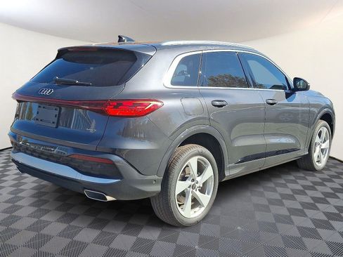 Used 2025 Audi Q5 Premium Plus AWD/4WD image 6