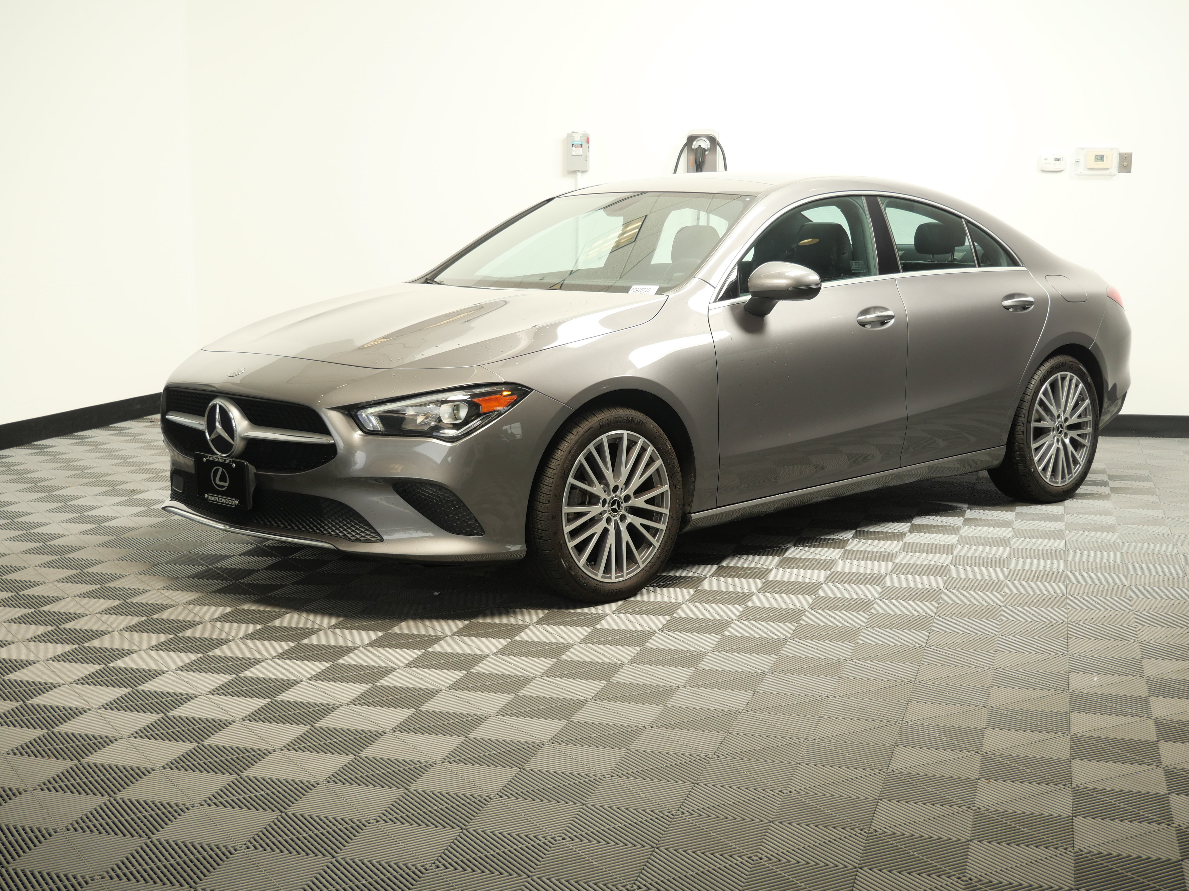 Used 2023 Mercedes-Benz CLA 250 4MATIC image 3