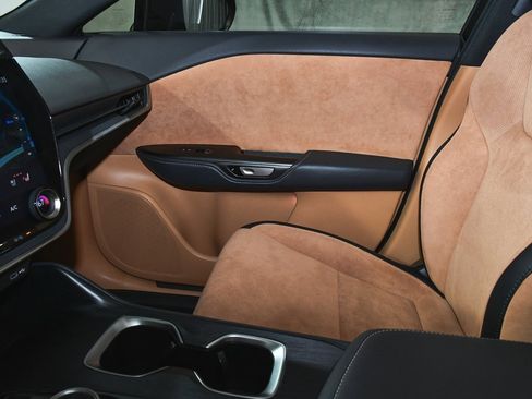 Used 2023 Lexus RZ 450e Premium image 49