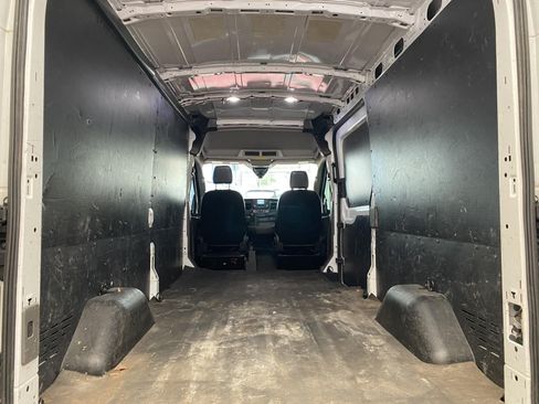Used 2020 Ford Transit 250 Medium Roof w/ Load Area Protection Package RWD image 12