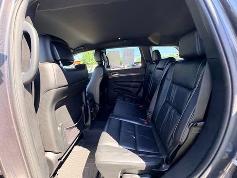 Used 2016 Jeep Grand Cherokee Limited RWD image 27
