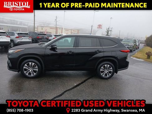 Certified 2023 Toyota Highlander XLE image 4