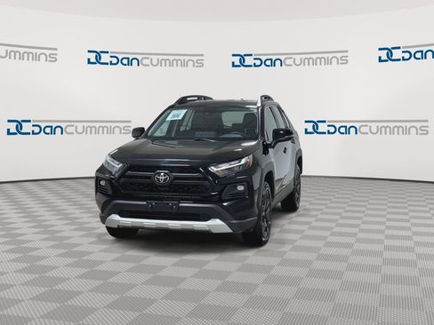 Used 2024 Toyota RAV4 Adventure AWD/4WD image 4