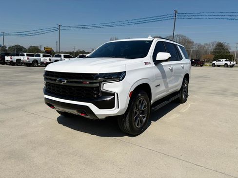 Used 2021 Chevrolet Tahoe Z71 image 2