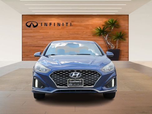 Used 2018 Hyundai Sonata Sport image 2
