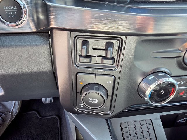 Used 2026 Ford F350 Lariat w/ Black Appearance Package AWD/4WD image 28